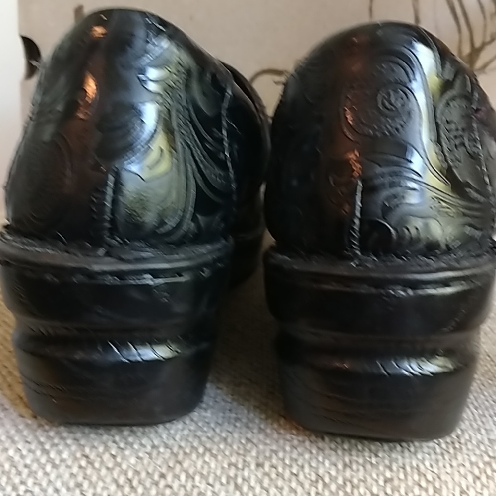 BOC Howel Shoes - Picture 5 of 5